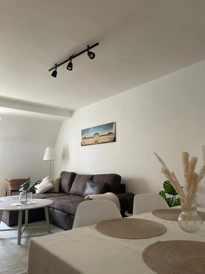 Urban Retreat - Central And Historic 뷔르츠부르크 독일
